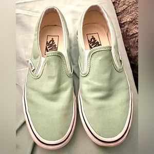 Womens vans size 6